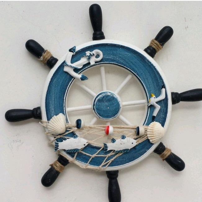 23cm Mediterranean Helmsman Figurine Wall Decoration - Wooden Ship's Wheel Craft