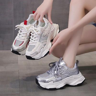 Gebratene Street-Plattform Dad-Schuhe Damen Höhe erhöhen vielseitige Freizeitschuhe neue Frühling und Herbst atmungsaktive silberne Sneaker