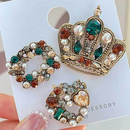 Classic 3 pcs/set Crystal Crown Exquisite Brooch Badges For Women Men Fashion Shining Suit Coat Pin Accessories Set Buckles