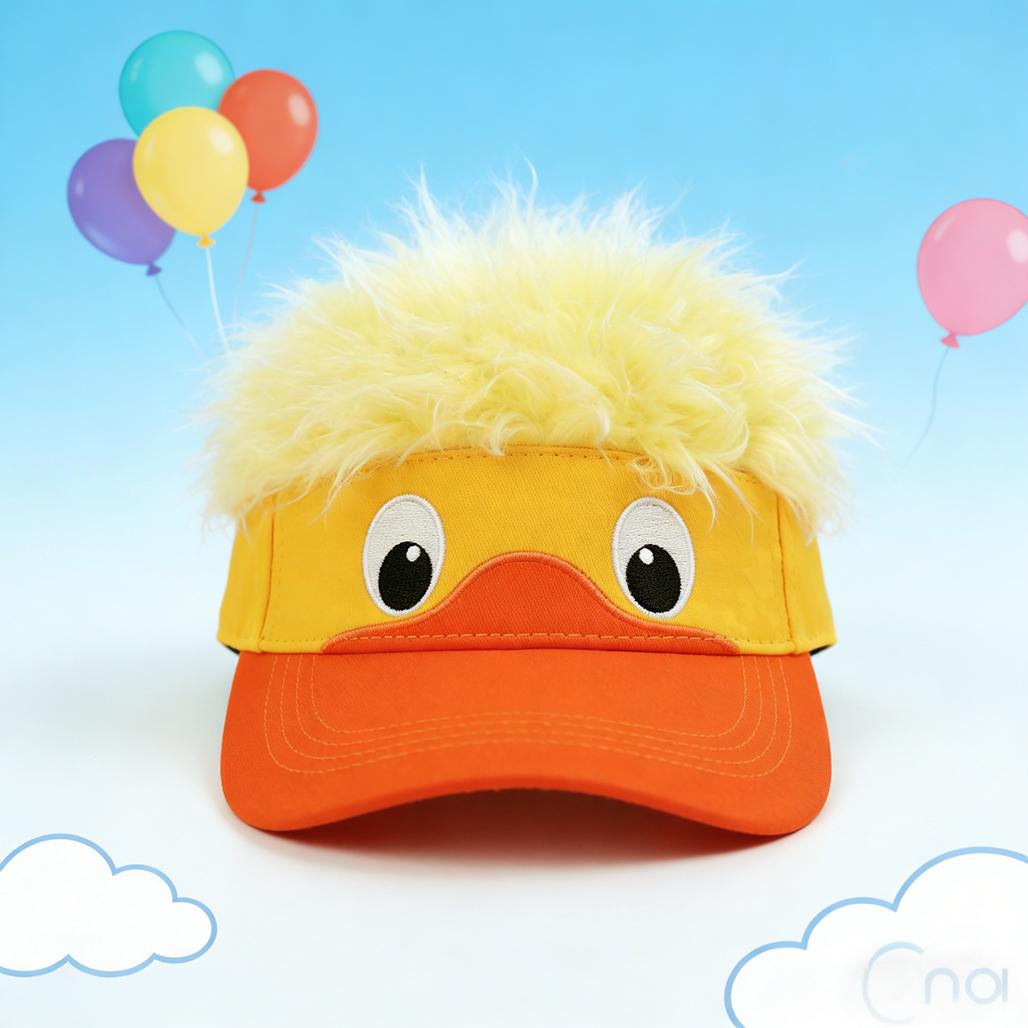 

Cute duck-shaped sun visor! Yellow and fluffy hair, big eyes and an orange mouth. It s suitable for playmates or a sunny walk жёлтый