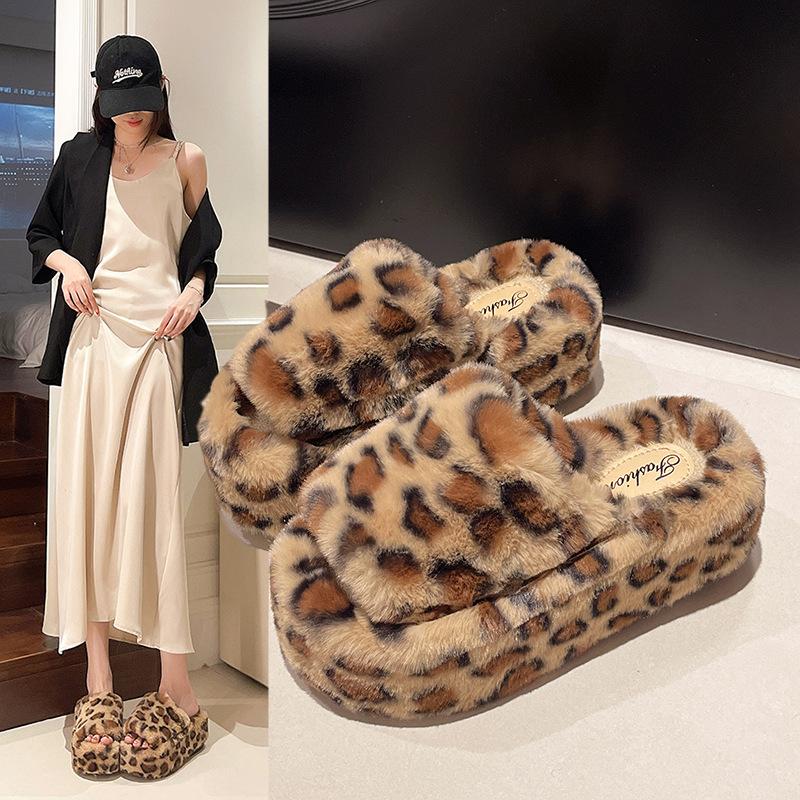 Fashion Korean Double band fur slides female warm fluffy platform shoes thicken soled winter fleeces slippers women shearling pantufa