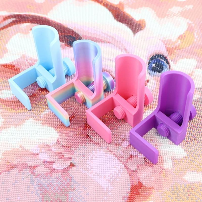 Diamond Painting Canvas Holder Tool - Scroll Clamp & Roller Set, Prevents Shifting, Suitable for 4cm Thick Tables