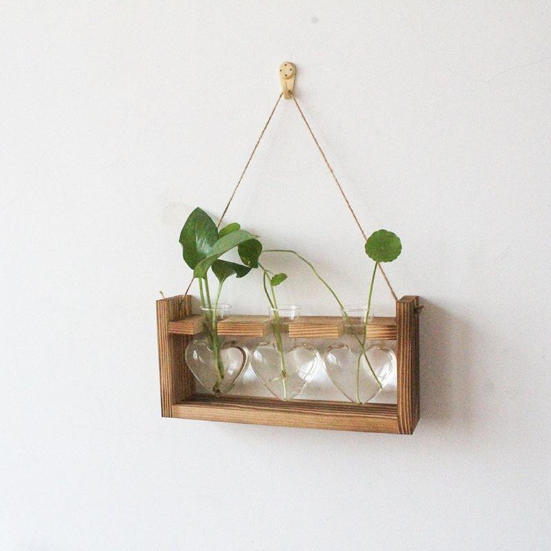 Modern Heart Shape Glass Vases Set With Wooden Frame Suitable For Hydroponic Plant Florals Displays And Home Styling