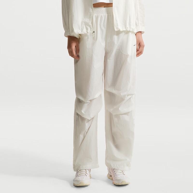 

Nike Women s Casual Woven Pants M