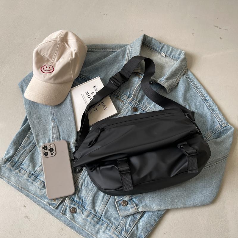 Sports Crossbody Bag Women's Commuter Bag Riding Backpack Large Capacity Shoulder Bag