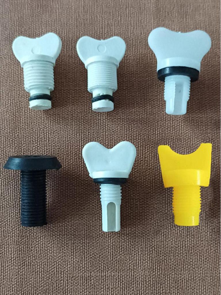 Excavator Water Tank Drain Plug for Komatsu, Caterpillar, Kobelco