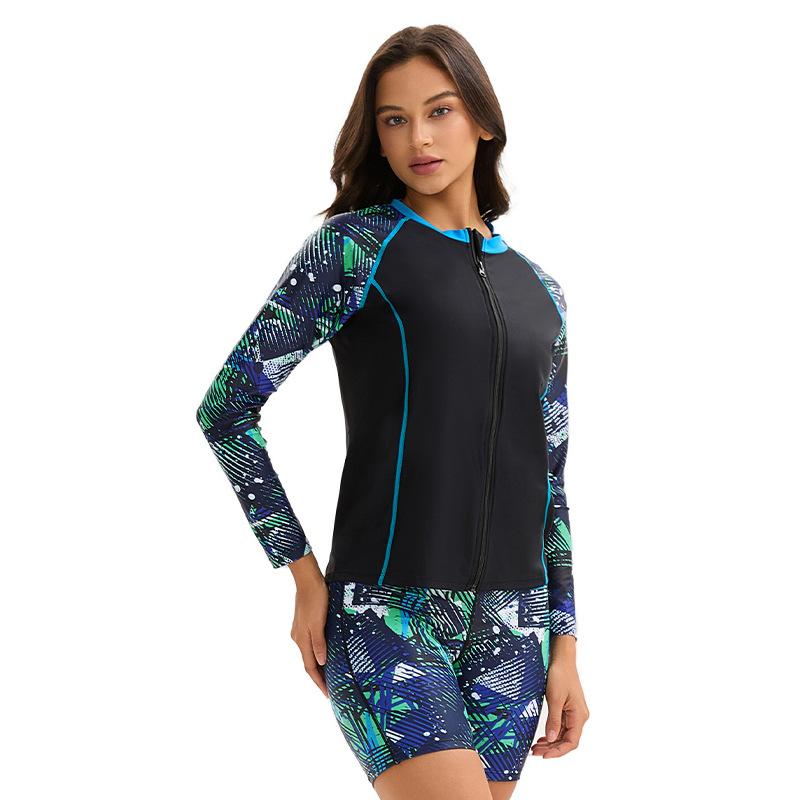 Γυναικείο Σετ Μαγιό 3 Τεμαχίων με Μπουφάν Μακρυμάνικο – Σπορ Τοπ Μπικίνι, Σορτς Ψηλόμεσο & Κάλυμμα με Φερμουάρ από Νάιλον