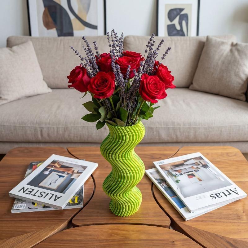 3D-gedruckte gestreifte Vase, unregelmäßig geschwungene Form, Kunstblumenbehälter, moderner DekorationsTopf für Trockenblumen, Heimtischdekoration