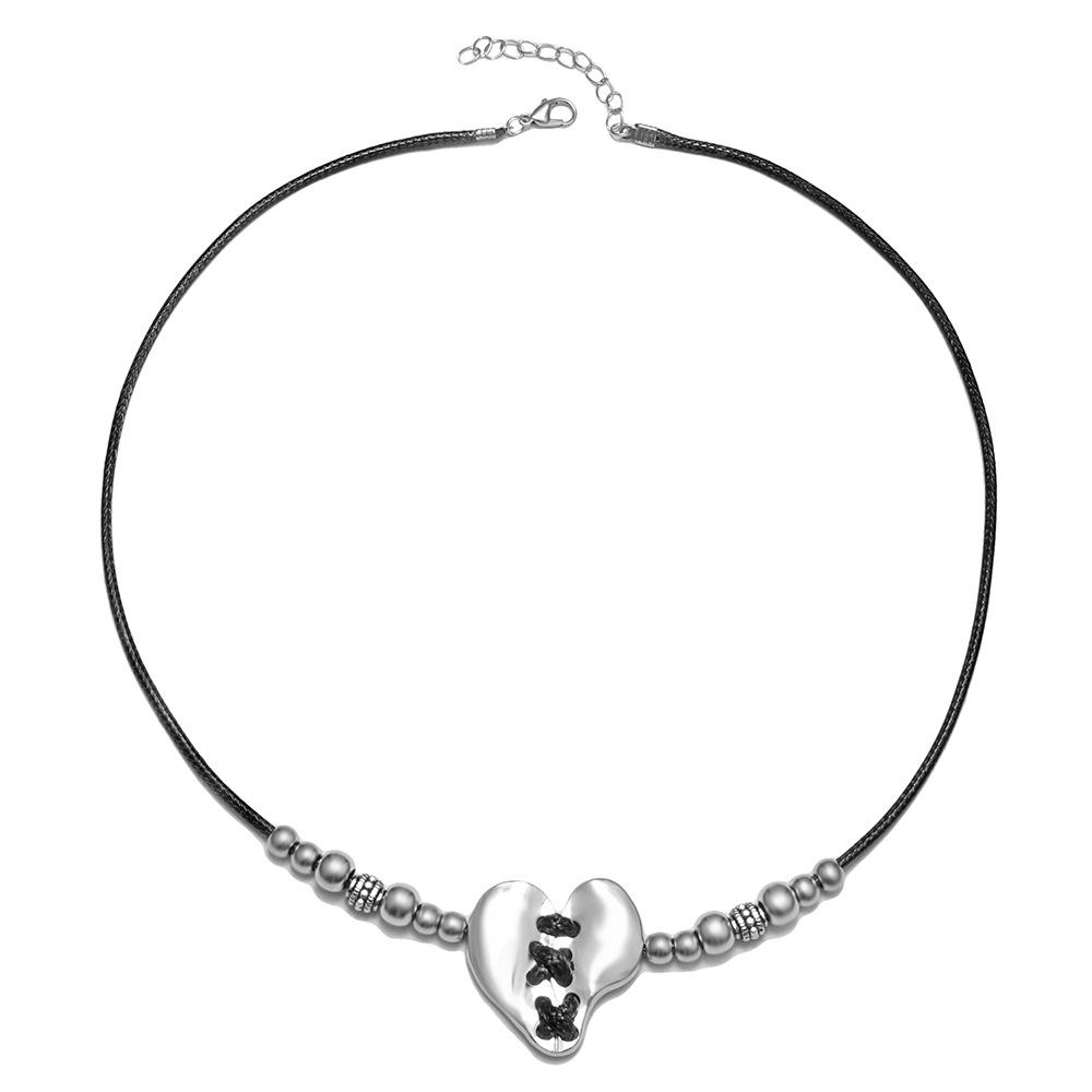 JMXD Bohemian Heart Pendant Wax Cord Necklace Vintage Retro Artistic Fashion Accessory Unique Design for Women