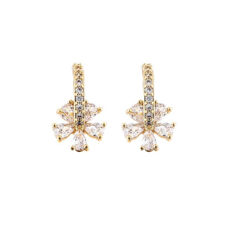 Golden Gentle And Sweet Petal Zircon Stud Earrings, A Daifa Mori Niche Temperament Curved Hook Flower Earrings