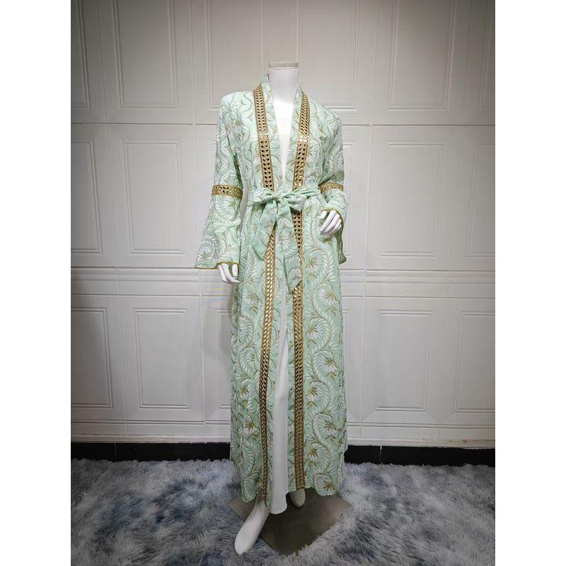 

Middle East Embroidered Lace-up Dress + Inner Skirt Set Embroidered Dress + Inner Skirt Set Light green M