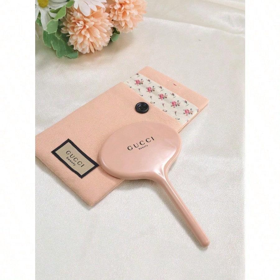 Damen-Make-up-Tasche, geeignet als Geschenk für Ihre Freundin oder Freunde. Aus pinkfarbener Leinwand gefertigt.