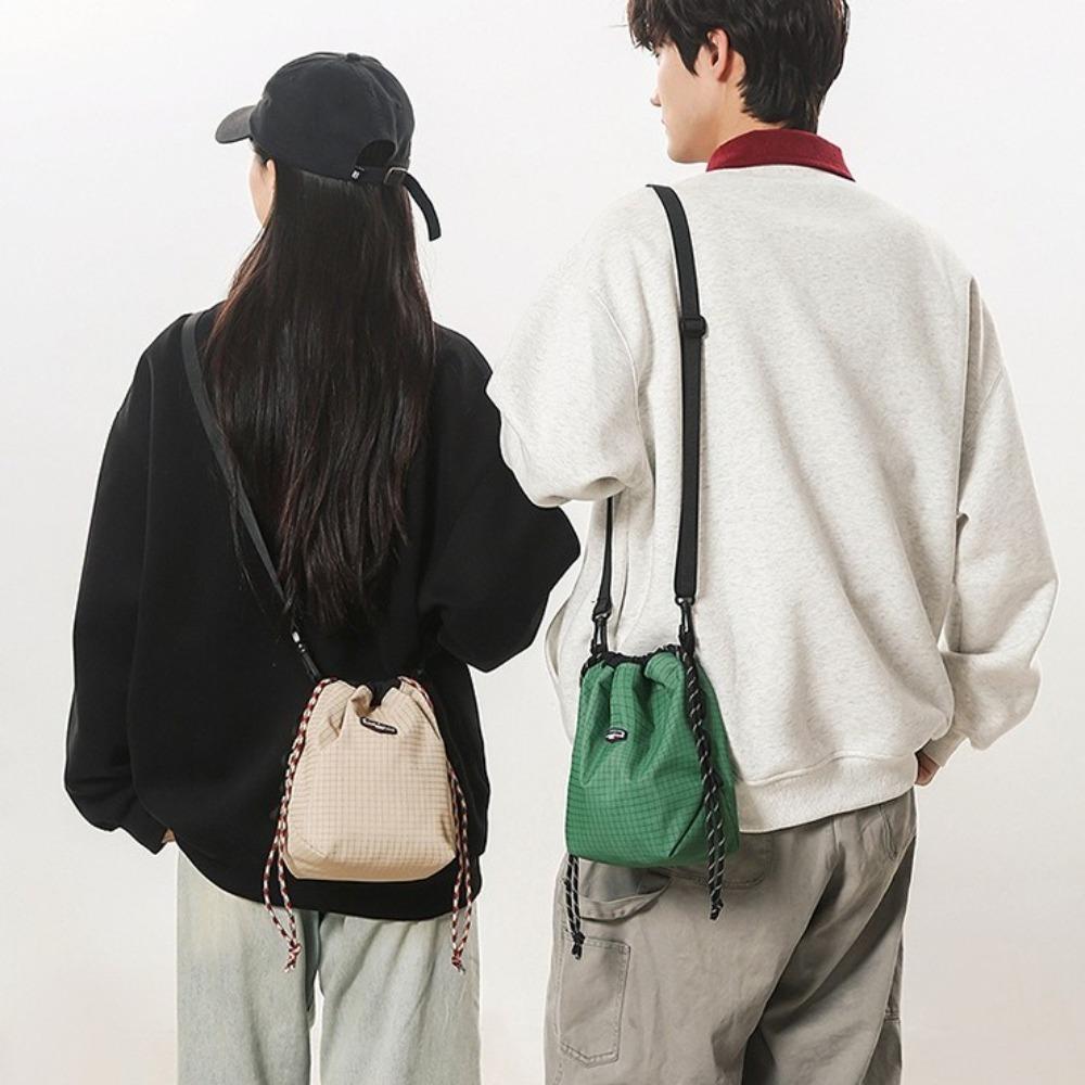 Large Capacity Drawstring Bucket Bag Lightweight Canvas Shoulder Bag Sports Crossbody Bag  Outdoor