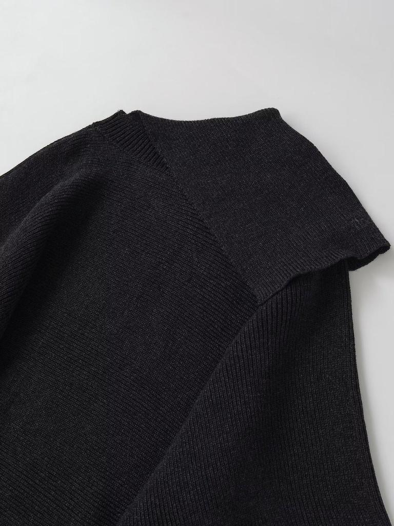 2025 Autumn Black Asymmetrical Cape Knitwear for Women - European Style