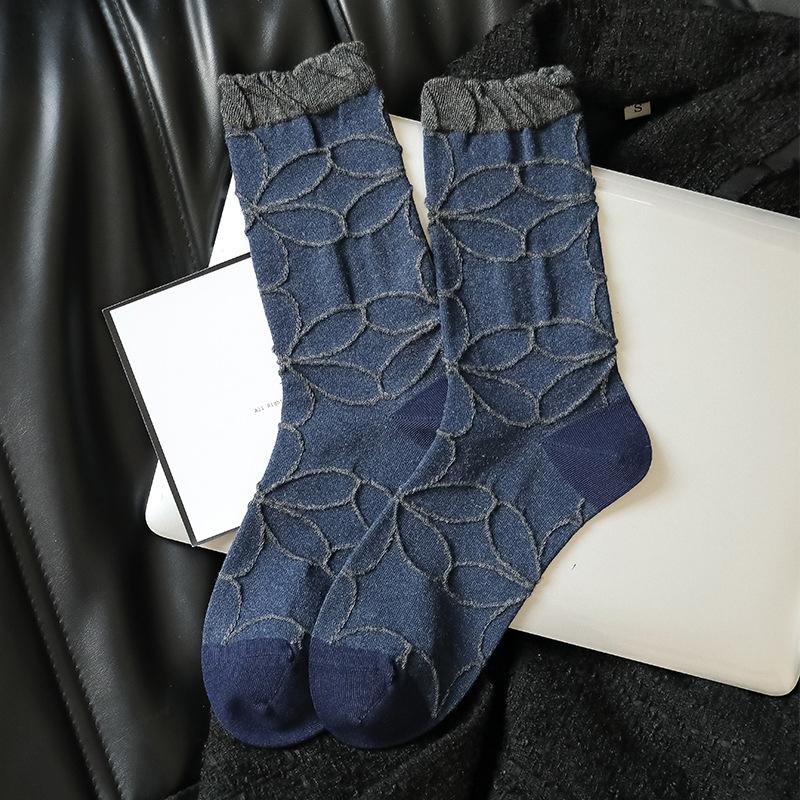 1PC Navy Blue Timeless Seamless Well-Made Versatile Comfortable Vintage Soft Mid-Calf Elegant Socks Seam-Free