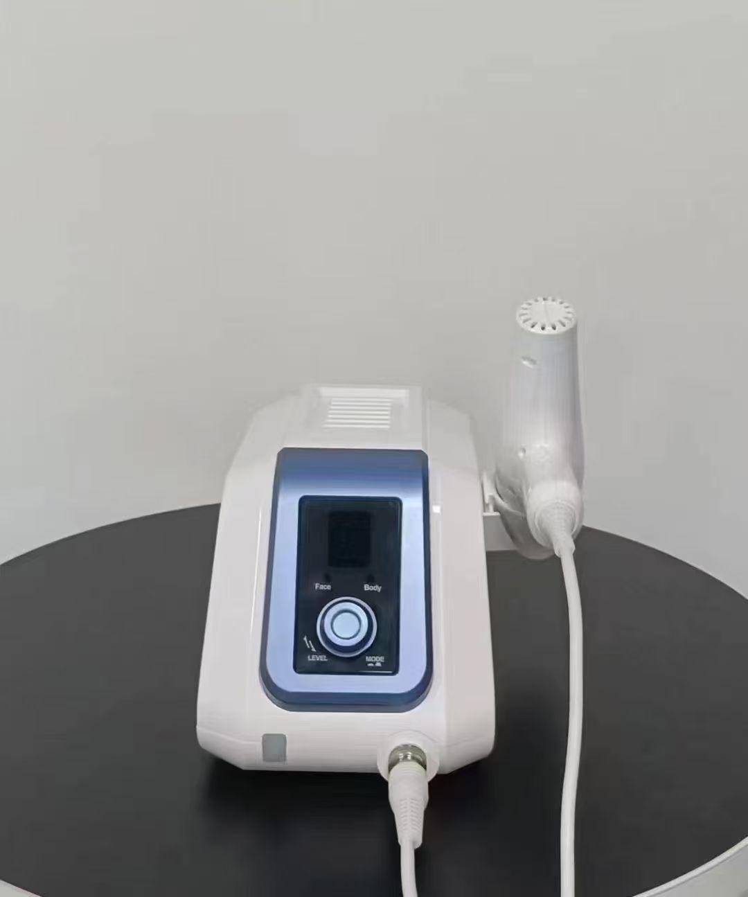 Корейский нано-генный пистолет: Ручной бесконтактный распылитель Water Light для использования в салонах красоты