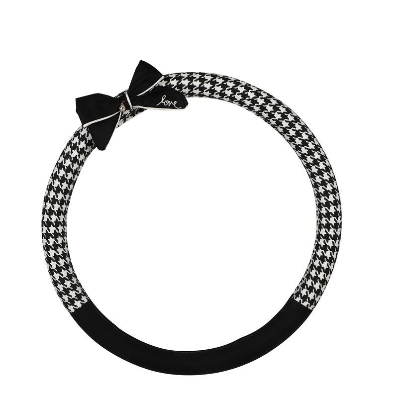 

Чехол на руль автомобиля, противоскользящий впитывающий пот, универсальный чехол с ручкой и бантом для девочек и женщин, подарок на четыре сезона чёрный