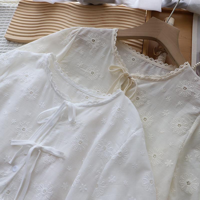 

Bi Zheng 2025 Hollow Lace Puff Sleeve Embroidered Shirt for Women One Size