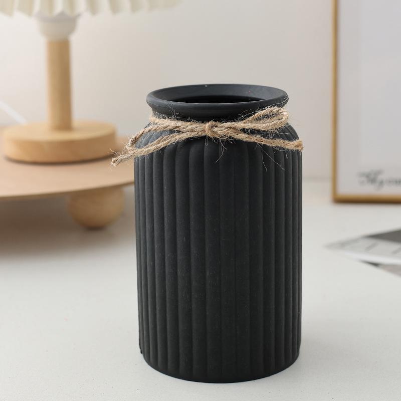 Jarrón Crema de Raya Simple: Diseño Vertical Creativo para Arreglos Florales de Sala de Estar, Recipiente para Flores Frescas, Adorno, Jarrón de Plástico