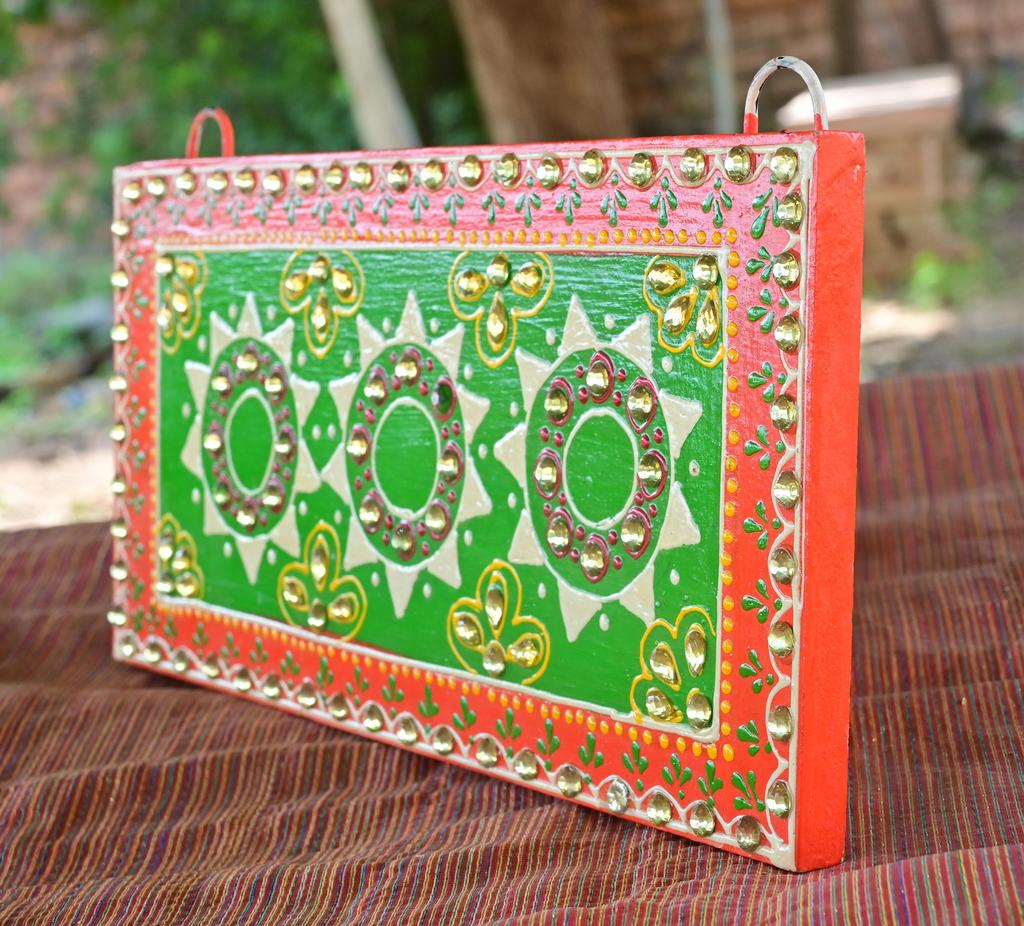 Indische Volkskunst Spiegelarbeit Holz Wandpaneel: Handbemalte ethnische Dekoration