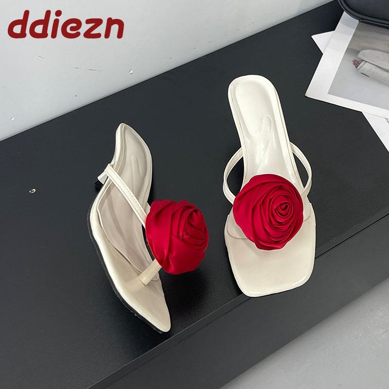 Fashion Female Flip Flops Pumps Heels Shoes For Women New In 2025 Fashion Flower Ladies Medium Heels Slides Sandals Shoes Big Size 43
