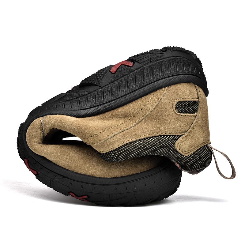 Men's Leather Shoes Classic Slip-on Flat Loafers Summer Casual Shoes Soft Sole Men Sneakers Moccasin Loafers for Men