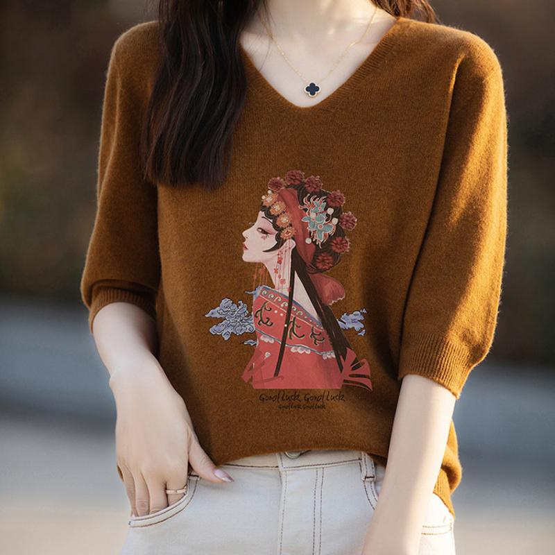 

Весенне-осенняя новая вязаная футболка с коротким рукавом для женщин, V-образный вырез, принт традиционной китайской драмы, колор-блок, свободный базовый слой XXL