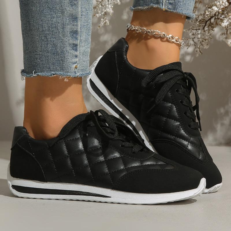 Hot-selling new lace-up casual sports shoes soft sole versatile comfortable little white shoes