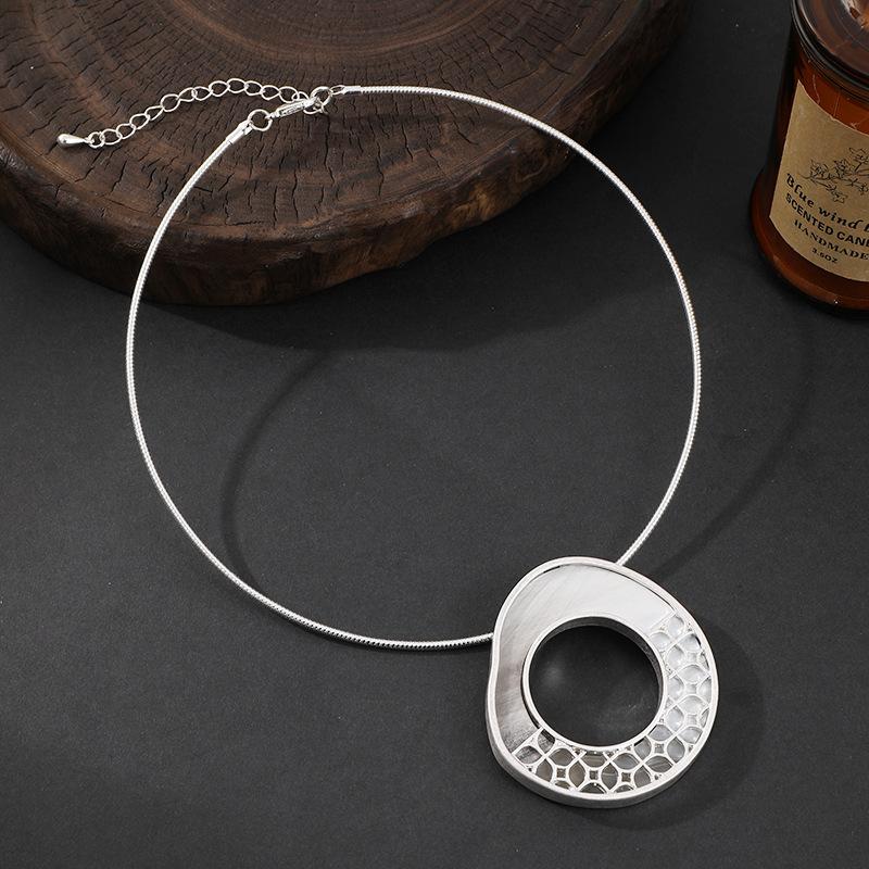 Women s collar geometric pendant alloy minimalist Korean version jewelry