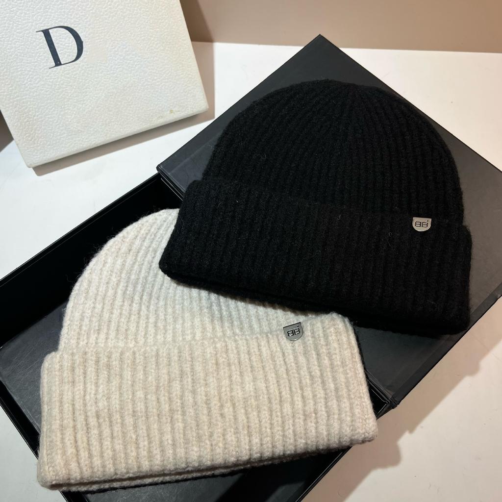 Standard Unisex Simple Knitted Hat Youth Outdoor Versatile Warm Ear Hat