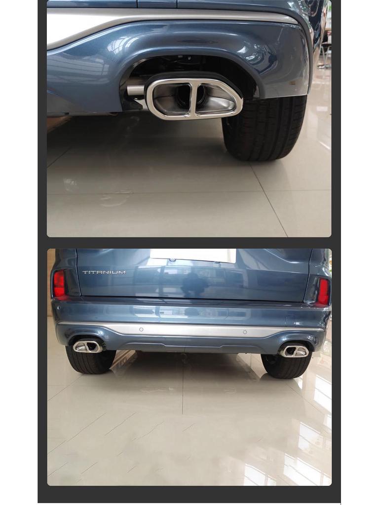 Ford Escape Silver Stainless Steel Quad-Outlet Exhaust Cover