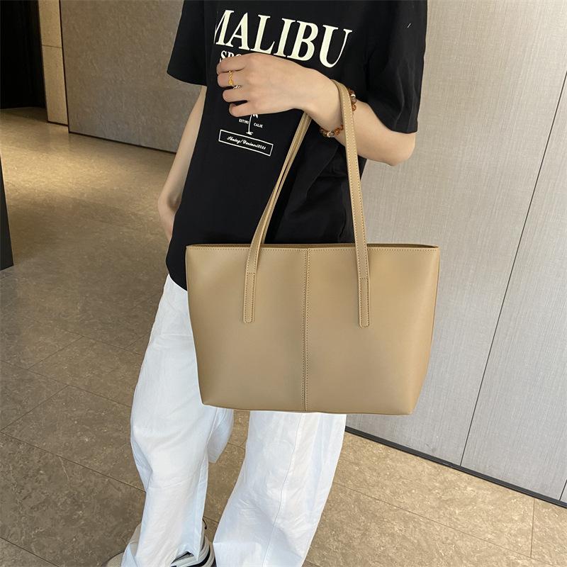 New tote bag large-capacity splicing soft leather women's bag simple casual shoulder bag commuter versatile handbag