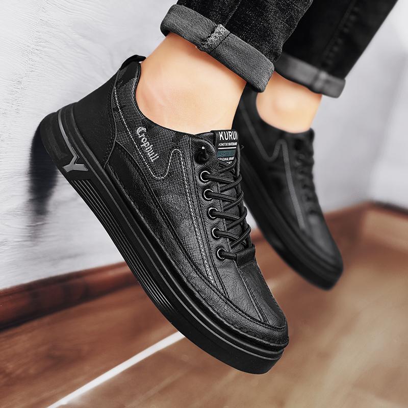 Menn Mote Fritid Lav Topp Skateboardsko Gutter Komfortable Sneakers Mannlige Studenter Trendende Myk Såle Klassisk Pustende Gym Sklisikker