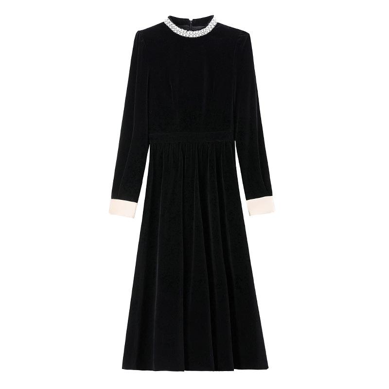 Hepburn Style Black Velvet Long Sleeve Dress - French High-End Autumn/Winter Women's Waist-Cinched Slimming Gown