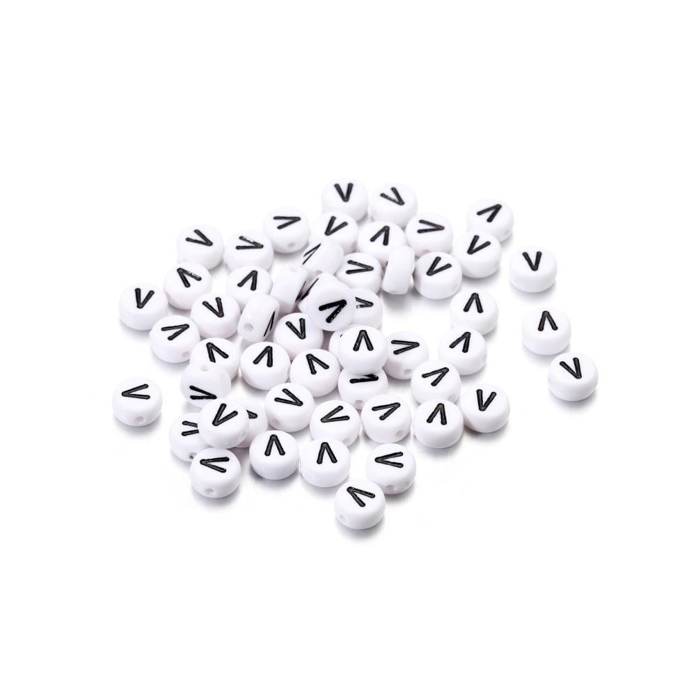 Bílé kulaté korálky s černými písmeny – sada 26 písmen pro vlastní výrobu náhrdelníků a řetízků na telefon
