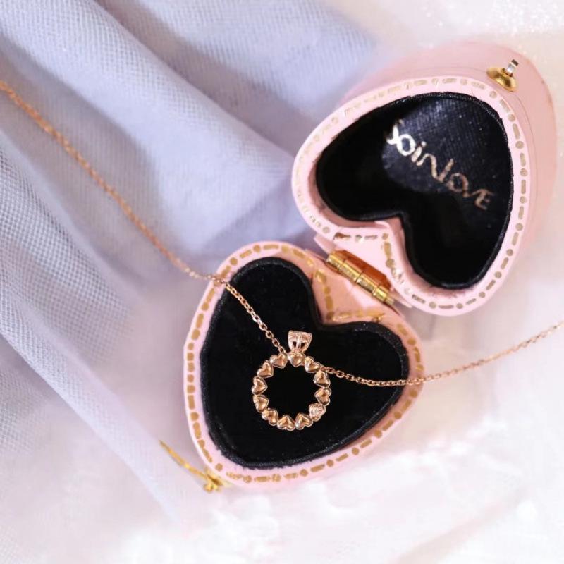 Luxury Round Heart Necklace for Women: Niche Design, Simple Cool Style - Summer 2022