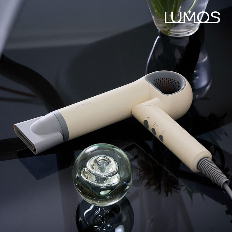 Collection of Popular Curling Irons and Dryers