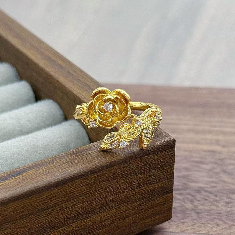 Medieval Vintage French Light Luxury Three-Dimensional Flower Opening Ring Retro Spiral Lotus High-End Ring