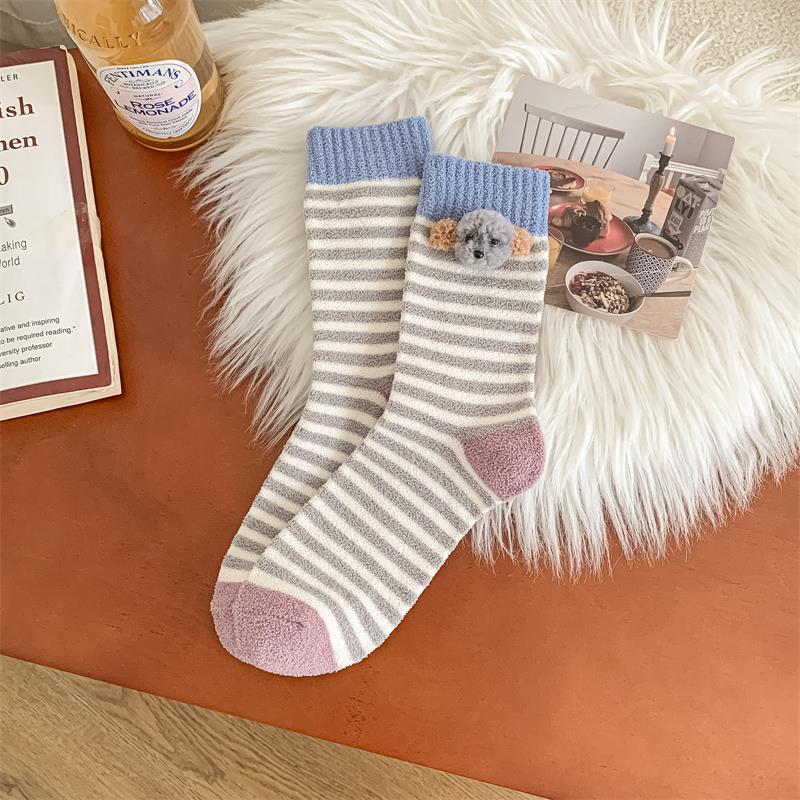 2 Pairs of Striped Three-dimensional Plush Dog Socks, Trendy Brown Dog Head Cute Mid-calf Socks, Casual and Comfortable