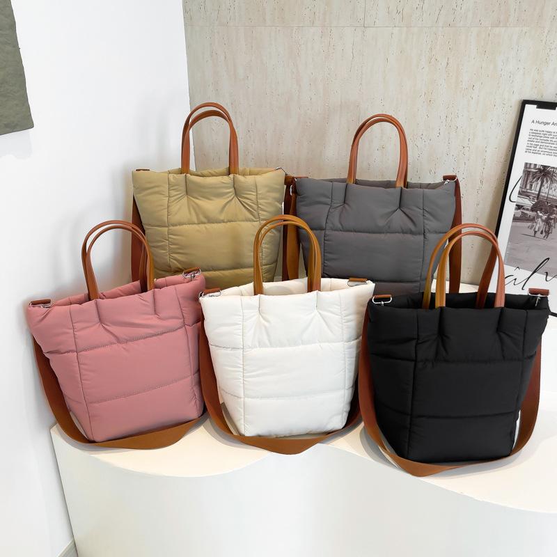 Geantă de mână cu puf moale de toamnă și iarnă, geantă tote din bumbac umplută cu nailon, linie simplă de cusut, geantă de umăr