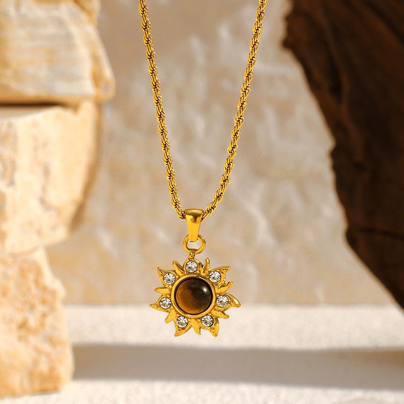 Light Luxury Sunflower Tiger Eye Stone Gold Choker Necklace Retro Unique Pendant For Women