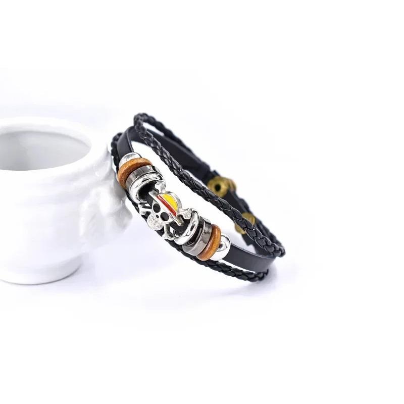 One Piece Retro Leather Bracelet, Straw Hat One Piece COS Role Playing Prop, Anime Peripheral Birthday Gift for Men