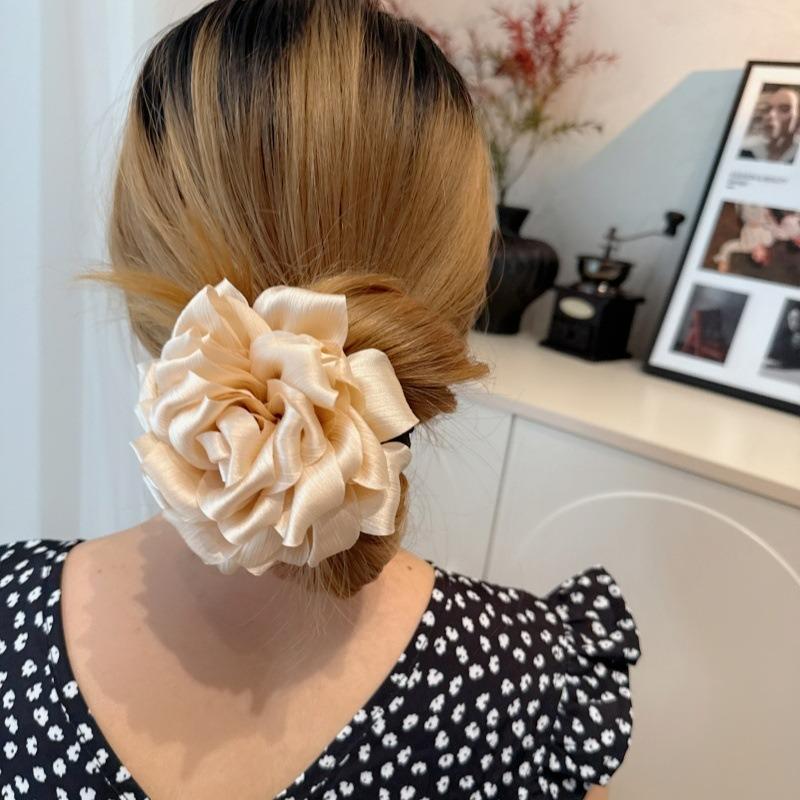 Korean 3D Pleated Satin Fabric Hairband with High-End Flower Hair Tie, Retro and Chic, High Quality