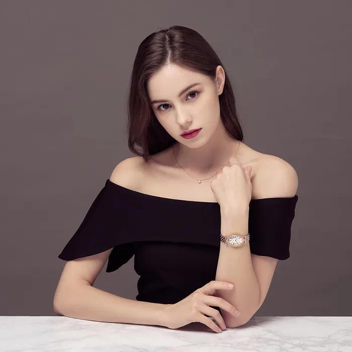 Diamond Oval Metal Watch LC702CB_L