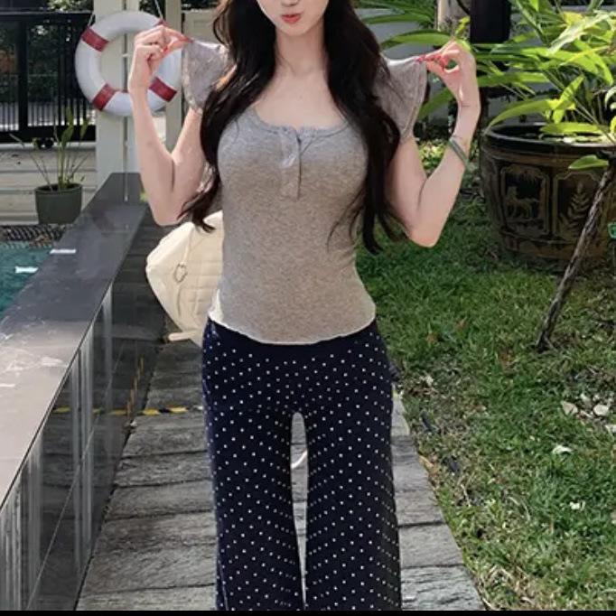 

Little Horse Ruffle T-shirt & Polka Dot Pants Set with Tencel Wool Medium