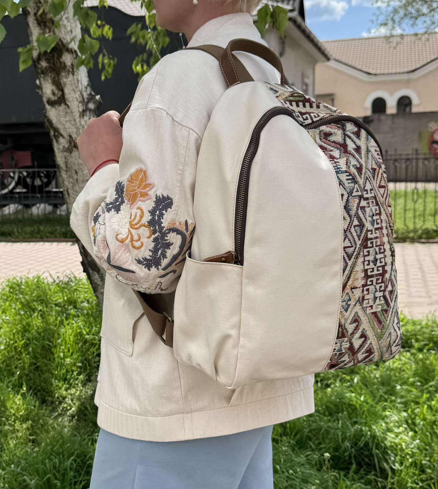 

Backpack women 10100 beige textile - бежевий