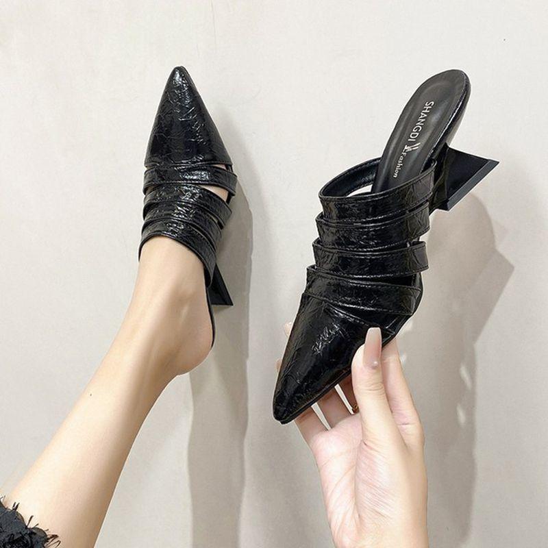 Fashion retro versatile thick middle heel fashion bag head half slippers women's autumn wear pointed soft bottom one pedal sandals