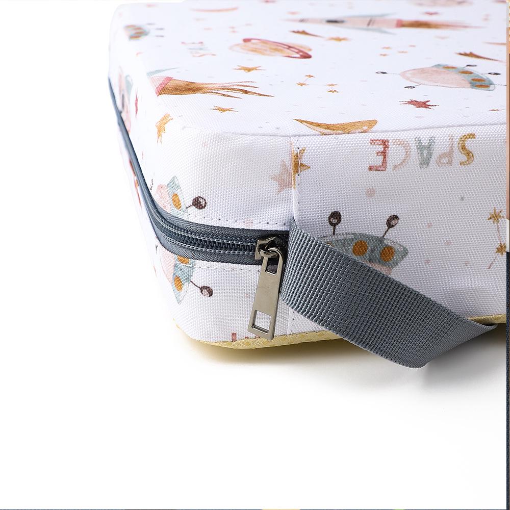 Perna Înălțătoare Antiderapantă pentru Copil – Pernă Respirabilă pentru Scaun Înalt pentru Elevi de Școală Primară