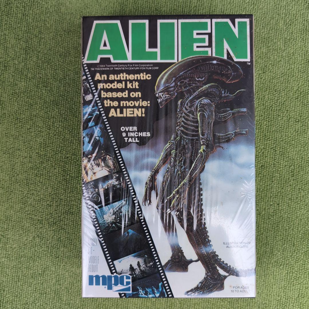 

[USED] ALIEN Model Kit 9 inches and above MPC