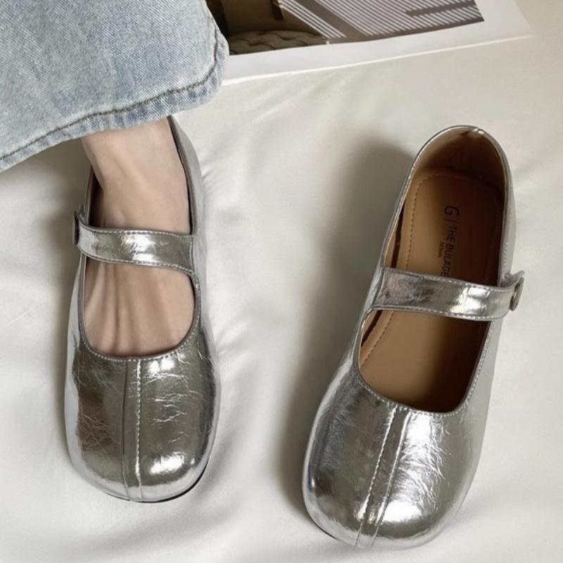 Fashion 2025 Summer Light Mouth Single Shoes New Elegant Comfortable Soft Soles Flats Women Shoes Fashionable Low Heels Women Flats